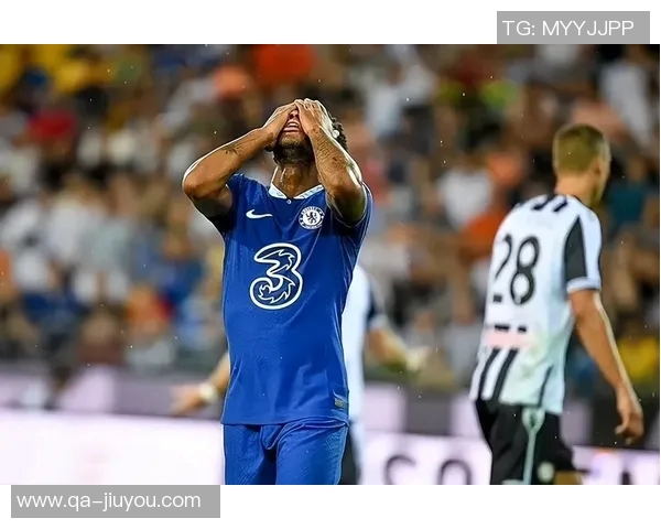 斯特林无球可踢与小学生共训蓝军计划已将其排除在外