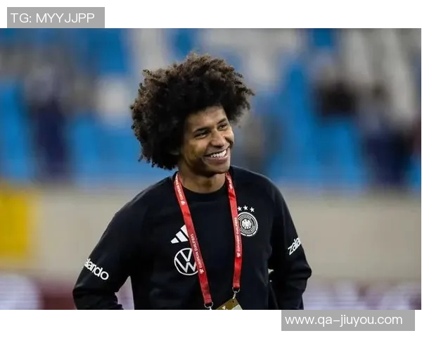 巴萨瞄准多特23岁前锋阿德耶米报价8000万欧元引发关注