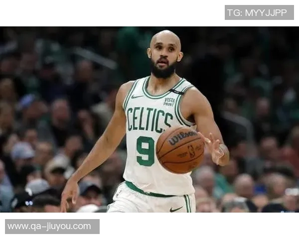 德里克怀特称恩比德为顶级大个子强调团队合作是限制他的关键