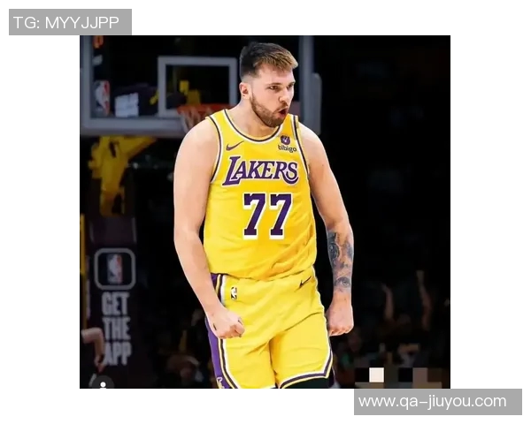 东契奇湖人首秀30场狂砍881分创队史新高超越天勾与老詹